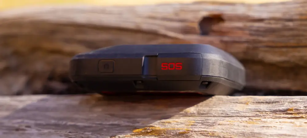 inReach Mini przycisk SOS