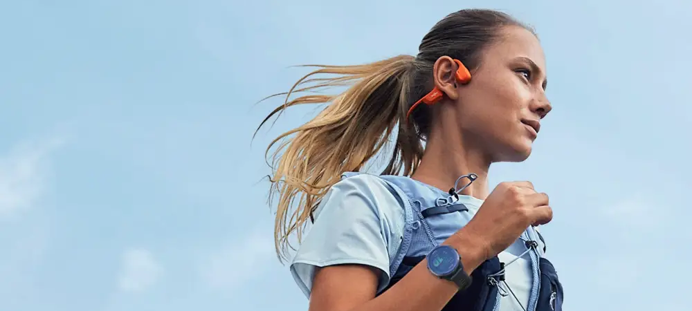 Słuchawki Shokz do biegania i zegarek Garmin